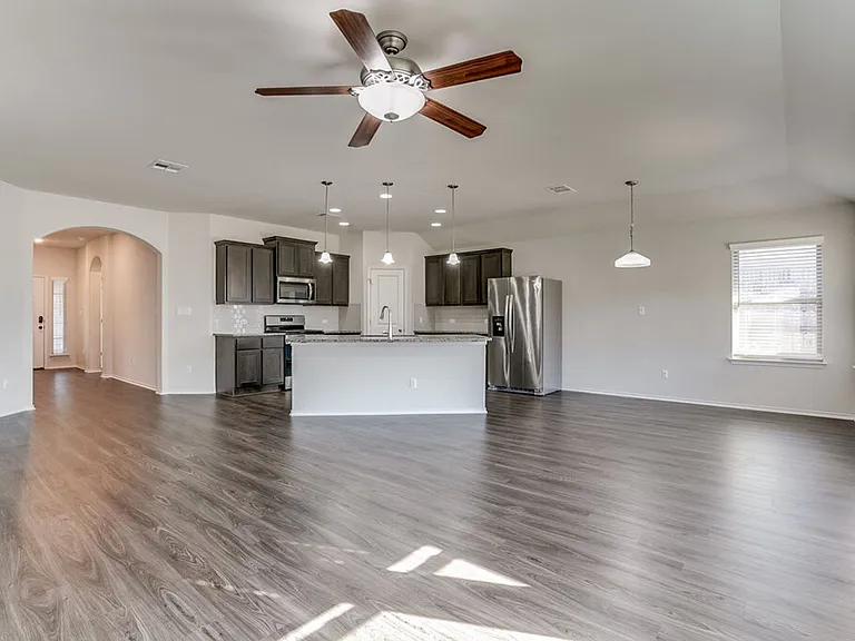 3401 Pauling Loop — Photo 5