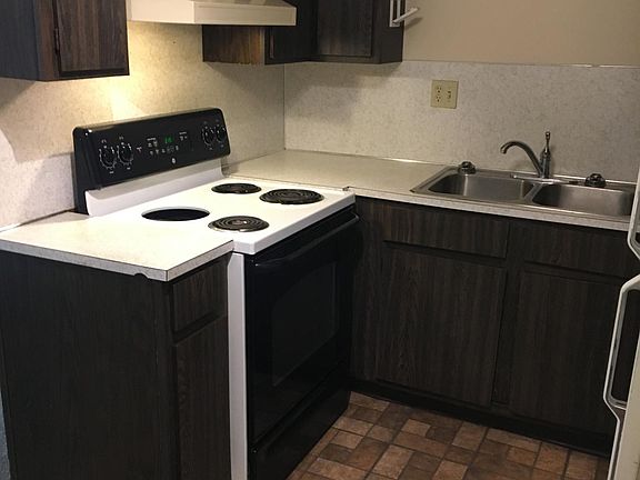 5th image of 431 Saybolt Ave APT D