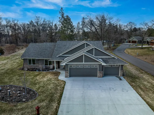 15693 Woodland Dr, Little Falls, MN 56345