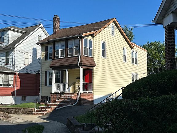 3rd image of 18 Boyden Pkwy S #2