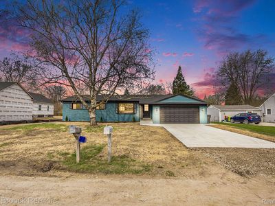 38501 Winkler St, Harrison Township, MI, 48045