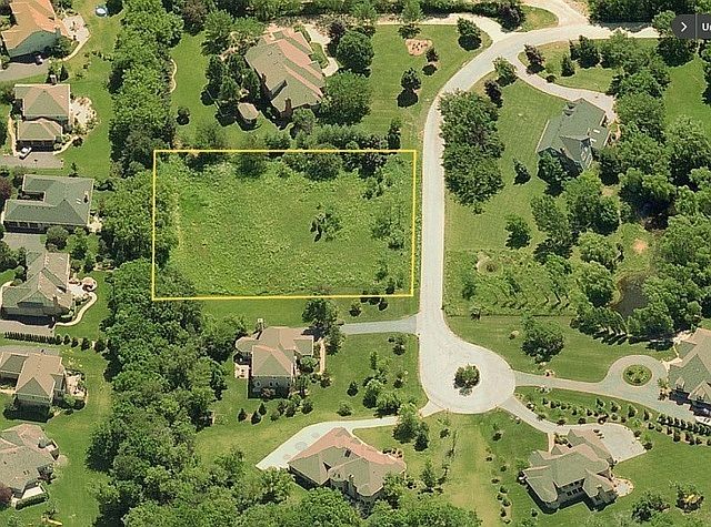 2nd image of 22711 N Amy Ln #22711
