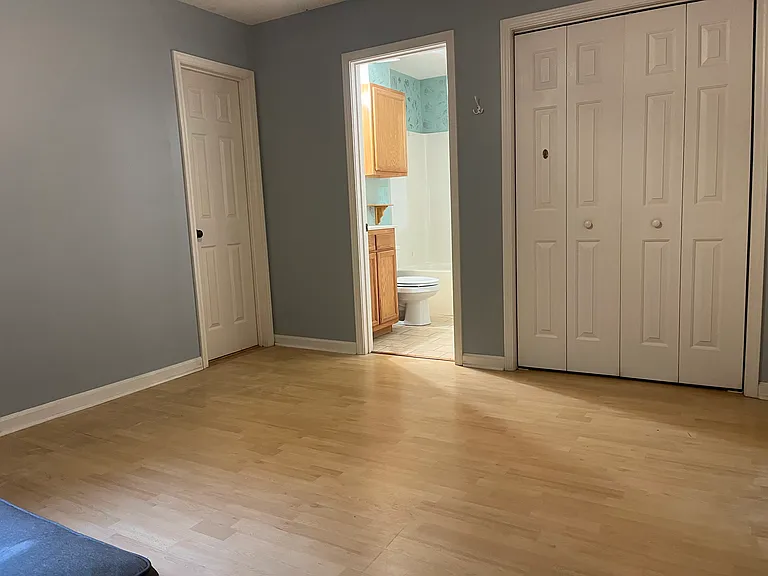 15 Sheridan Rd #B — Photo 4