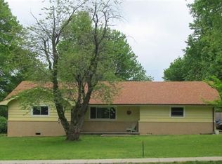 704 E Elm St, Republic, MO 65738