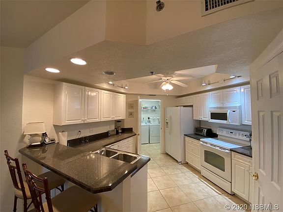4th image of 5300 S Atlantic Ave APT 14306