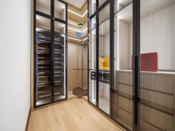 91 Hancock Avenue image 9 of 34