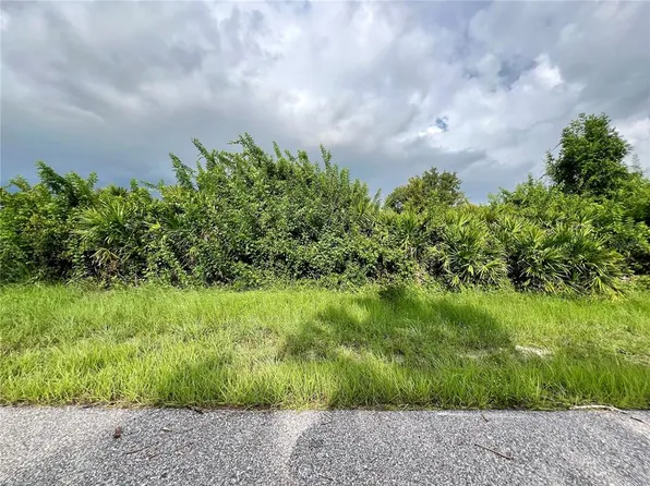 5602 Eyerly Ter #15, Pt Charlotte, FL 33981