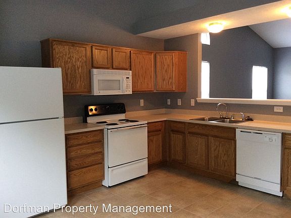 2nd image of 5946 Crosscut Ln