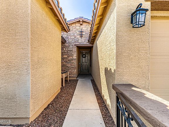 5th image of 17355 W LARKSPUR Drive