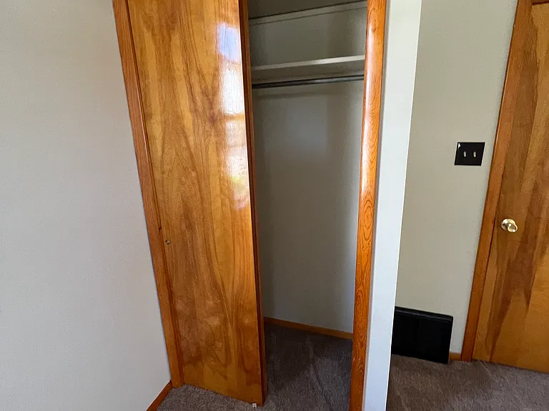 1502 W Locust St #1 — Photo 7