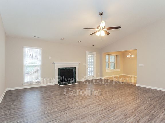 4th image of 8911 Steelechase Dr