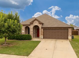 7 Chukar Ln, Sanger, TX 76266