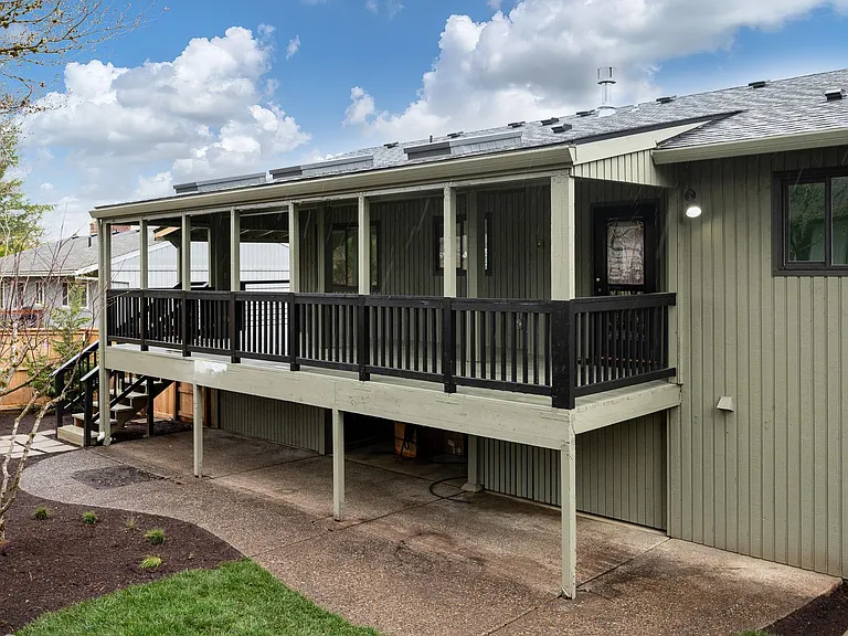 2418 Saddle Ct — Photo 29