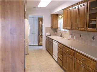 5th image of 108 Texas Dr