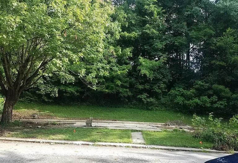 13 Queens Ct — Photo 3