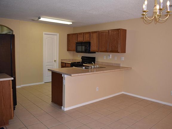 2nd image of 3 Tome Vista Dr