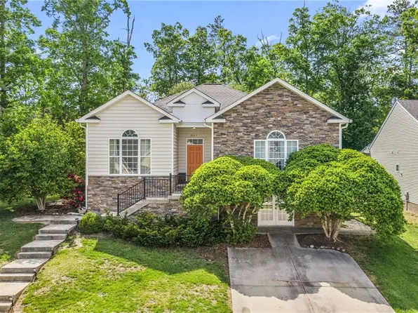 8047 Arbor Ponds Ter, New Kent, VA 23124