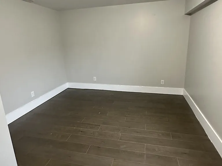 1110 Grand Ave NW — Photo 13