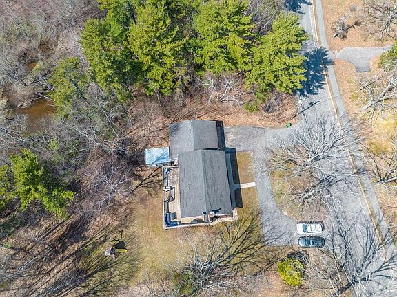 3rd image of 2949 Lovett Rd