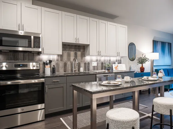 Crescent at Chevy Chase