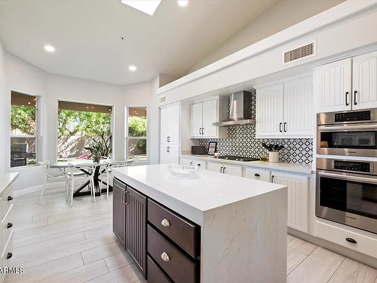 9458 E Desert Cove Ave — Photo 1