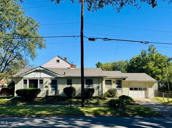 2061 Berdan Ave, Toledo, OH 43613