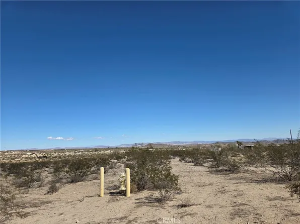 61330 Aberdeen Dr Lot 56, Joshua Tree, CA 92252