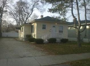 1137 Fenton St, Aurora, IL 60505