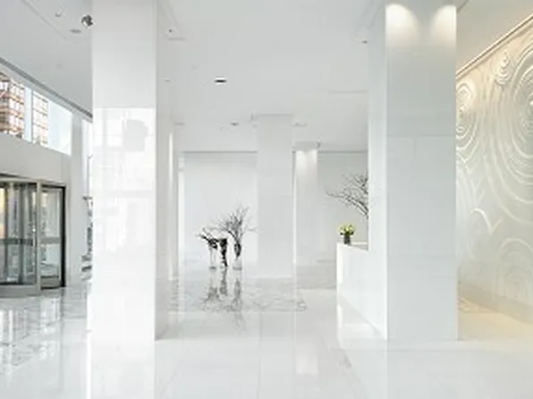 635 West 42nd Street 8J image 18 of 18