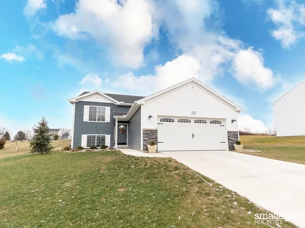 953 Whitetail Ct, Ionia, MI 48846
