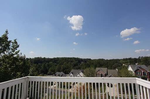 3rd image of 1540 Walnut Hill Cir