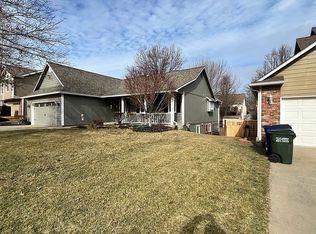 1716 Whitmore Ct, Lawrence, KS 66046