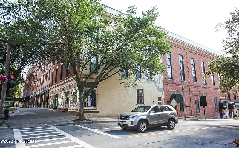 4th image of 1 Spring Street #202