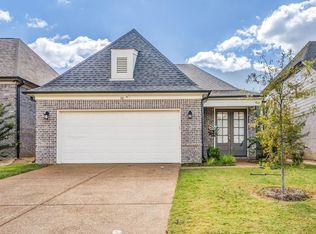 80 Chickasaw Trace Dr, Oakland, TN 38060