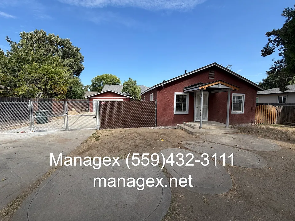 193 N Peach Ave