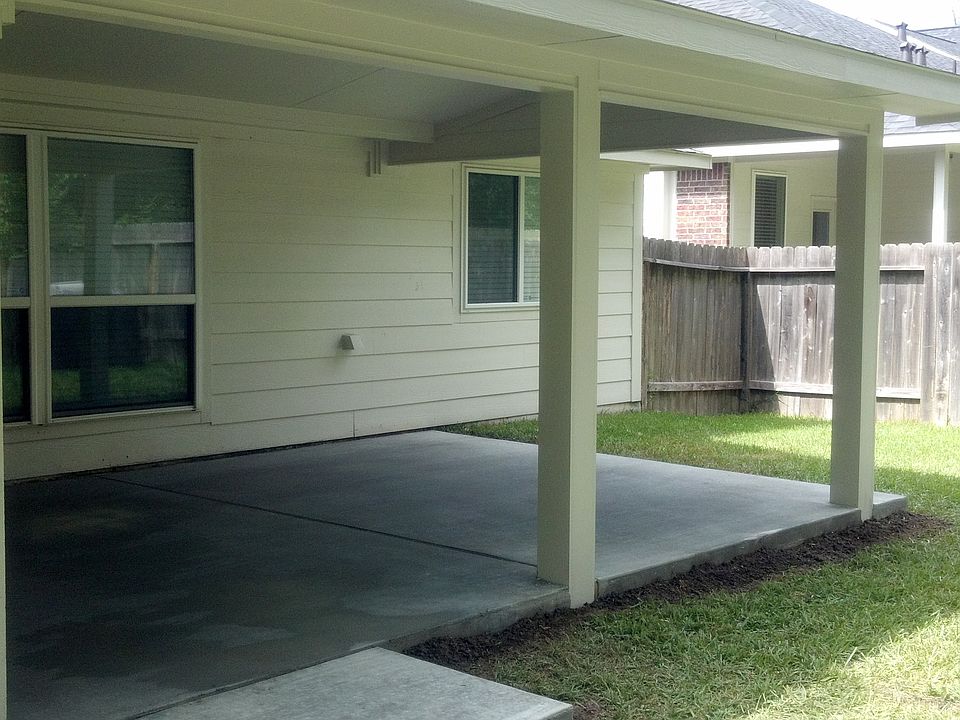 20ftx13ft Attach covered pat