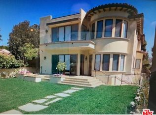 1126 Yale St, Santa Monica, CA 90403