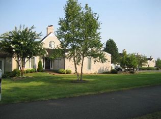 140 Island Green Cir #29, Penhook, VA 24137