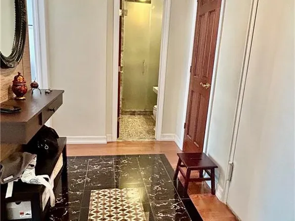 1213 Avenue Z image 7 of 27