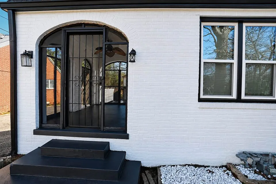 3124 Dogwood Dr — Photo 2