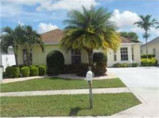 112 Stirrup Ln, Royal Palm Beach, FL 33411