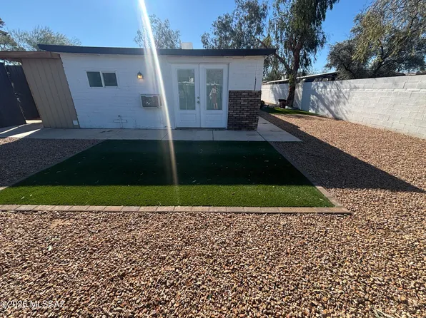 5121 E Citrus St APT 2, Tucson, AZ 85712