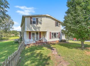 215 Bullock Hollow Rd, Bristol, TN 37620