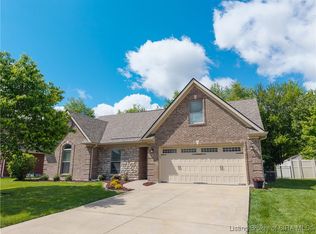 5606 Buckthorne Dr, Jeffersonville, IN 47130