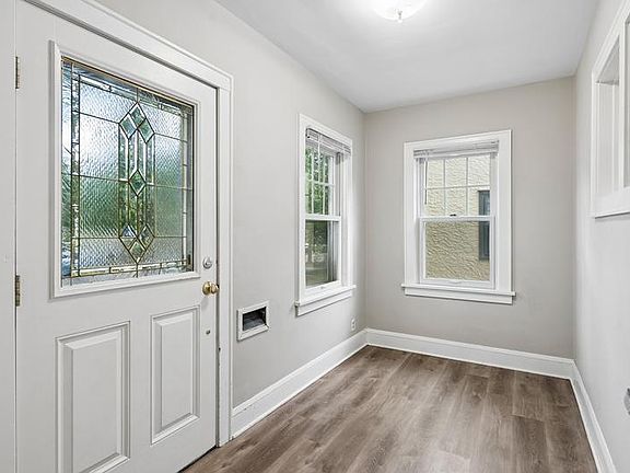 4th image of 5217 Columbus Ave