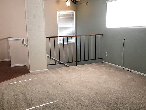 5th image of 3760 Oxford Ln #5
