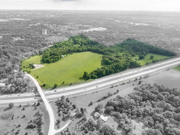 2703 NE J St, Bentonville, AR 72712