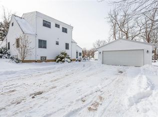 5966 Broad Blvd, North Ridgeville, OH 44039