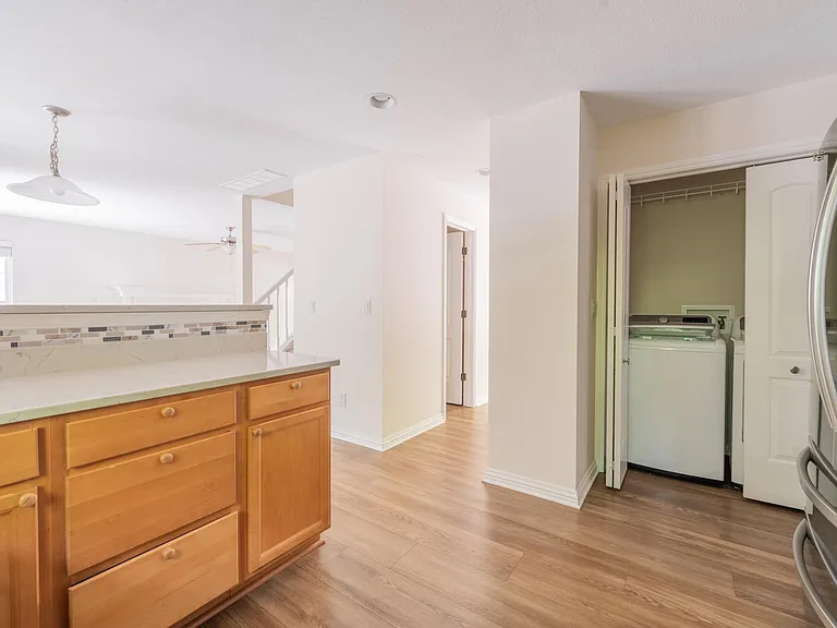 1115 E Azalea Ln — Photo 14