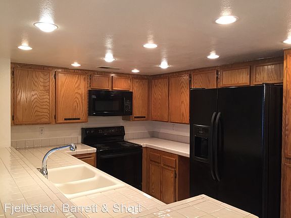4th image of 5885 El Cajon Blvd Unit 217